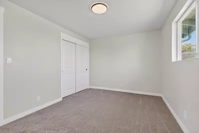 550 Experiment Station Road, Medford, OR 97501 - Photo 17