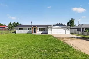 550 Experiment Station Rd, Medford, OR 97501 - Photo 27