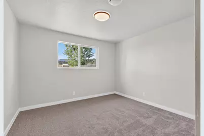 550 Experiment Station Road, Medford, OR 97501 - Photo 15