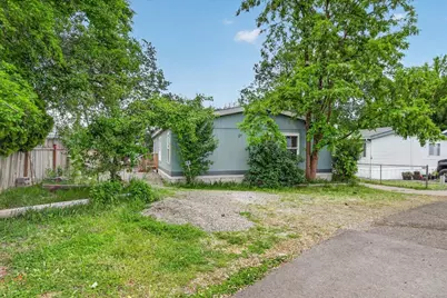 742 2nd Avenue #SPC 19, Gold Hill, OR 97525 - Photo 1