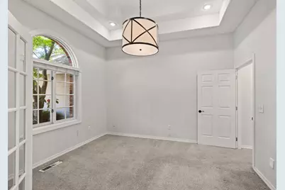 2738 Kerrisdale Ridge Drive, Medford, OR 97504 - Photo 9