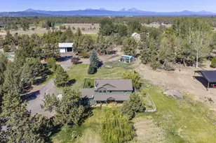 63639 Gentry Loop, Bend, OR 97701 - Photo 5
