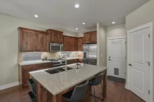 1705 NW Precision Ln, Bend, OR 97703 - Photo 9