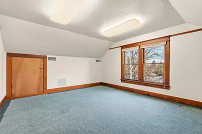 858 NE A Street, Grants Pass, OR 97526 - Photo 11