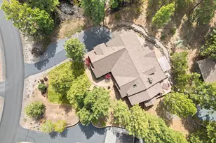 2677 NW Champion Cir, Bend, OR 97703 - Photo 45