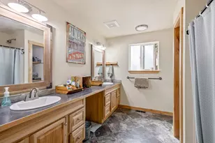 17440 Gull Dr, Bend, OR 97707 - Photo 13