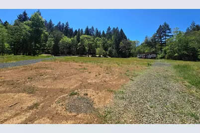 847 Caves Highway, Cave Junction, OR 97523 - Photo 23