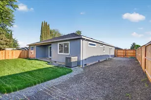 2969 Stonebrook Dr, Medford, OR 97504 - Photo 29