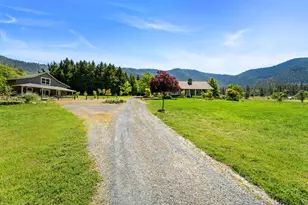 931 Hogan Rd, Applegate, OR 97530 - Photo 25