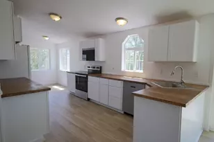 345 Melissa Ln, Grants Pass, OR 97526 - Photo 3