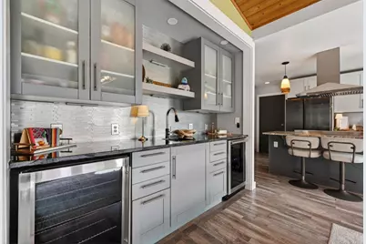 64911 Glacier View Drive, Bend, OR 97703 - Photo 29