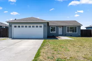 7949 Isabella Way, White City, OR 97503 - Photo 1