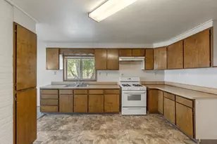 3428 Chelsea St, Klamath Falls, OR 97601 - Photo 17
