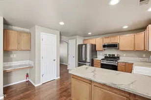 20016 Mt Hope Ln, Bend, OR 97702 - Photo 15