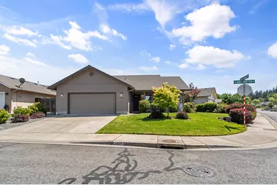 1439 Andy Griffith, Grants Pass, OR 97527 - Photo 1