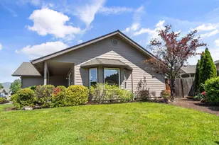 1439 Andy Griffith, Grants Pass, OR 97527 - Photo 3