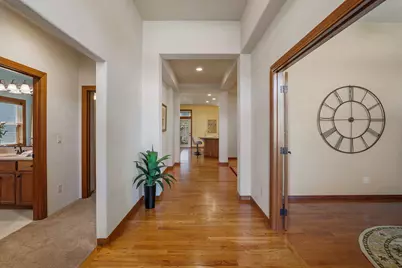 736 Williams Court, Medford, OR 97504 - Photo 3