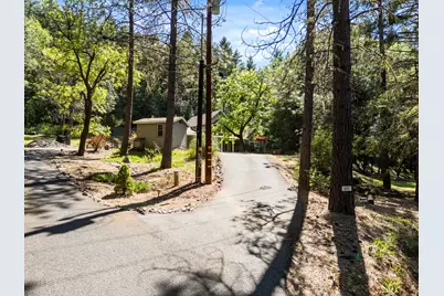 651 Dutcher Creek Road, Grants Pass, OR 97527 - Photo 45