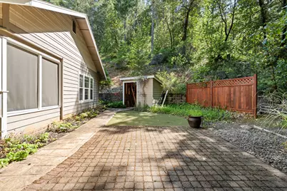 651 Dutcher Creek Road, Grants Pass, OR 97527 - Photo 31