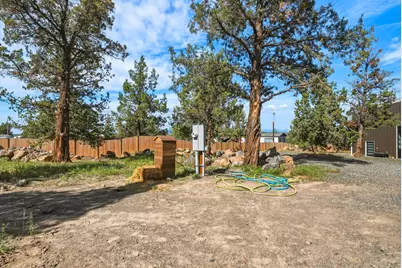 65450 76th Street, Bend, OR 97703 - Photo 43