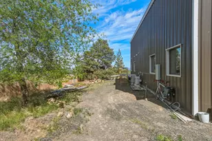 65450 76th St, Bend, OR 97703 - Photo 45