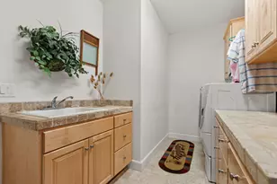 115 Sandridge Way, Eagle Point, OR 97524 - Photo 25