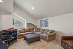 26 NW Skyliner Summit Loop, Bend, OR 97703 - Photo 25