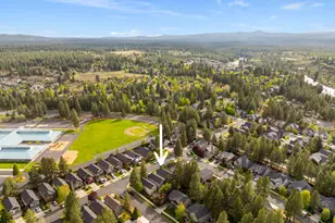 19544 Salmonberry Ct, Bend, OR 97702 - Photo 47