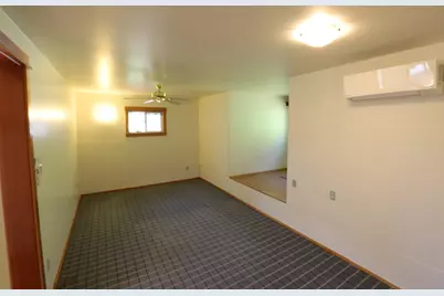 2051 Hamilton Lane, Grants Pass, OR 97527 - Photo 9
