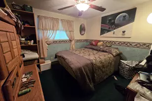 1121 SW Cottonwood St, Grants Pass, OR 97526 - Photo 9