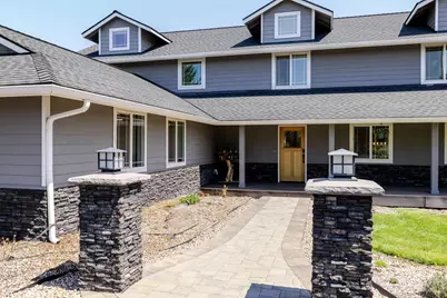 18351 SW Mt Saint Helens Drive, Powell Butte, OR 97753 - Photo 3