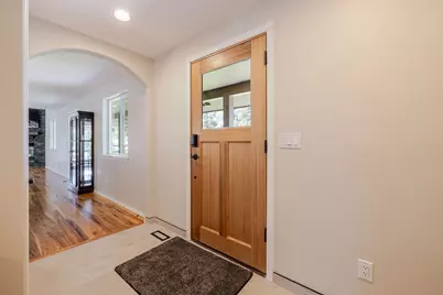 18351 SW Mt Saint Helens Drive, Powell Butte, OR 97753 - Photo 11