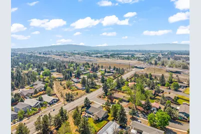 63609 Hunters Circle, Bend, OR 97701 - Photo 35