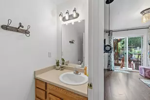 2030 Brookhurst St, Medford, OR 97504 - Photo 15