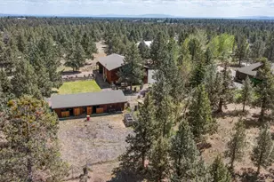 64155 Hunnell Rd, Bend, OR 97703 - Photo 81