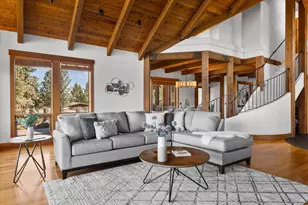 64155 Hunnell Rd, Bend, OR 97703 - Photo 11