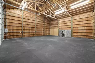64155 Hunnell Rd, Bend, OR 97703 - Photo 63