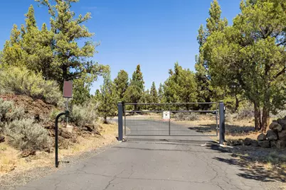 64155 Hunnell Road, Bend, OR 97703 - Photo 91