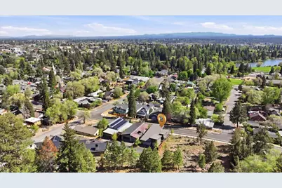 636 NW Portland Avenue, Bend, OR 97703 - Photo 49