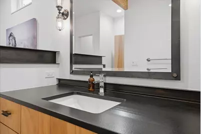 636 NW Portland Avenue, Bend, OR 97703 - Photo 33