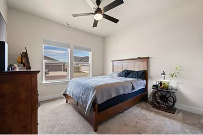 4951 SW Yew Place, Redmond, OR 97756 - Photo 15