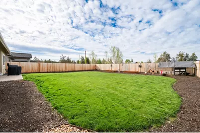 4951 SW Yew Place, Redmond, OR 97756 - Photo 47