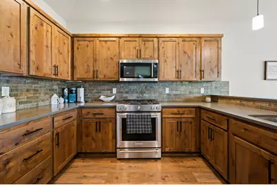 4951 SW Yew Place, Redmond, OR 97756 - Photo 25