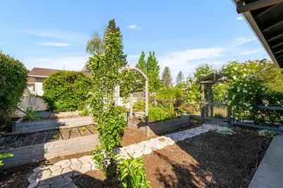 2094 Montgomery Lane, Grants Pass, OR 97527 - Photo 29