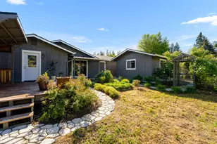 2094 Montgomery Ln, Grants Pass, OR 97527 - Photo 27
