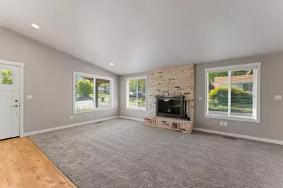2094 Montgomery Lane, Grants Pass, OR 97527 - Photo 9