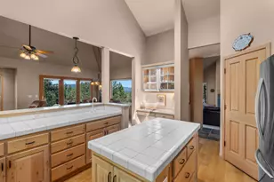 2594 NW Obrien Ct, Bend, OR 97703 - Photo 17