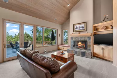 2594 NW Obrien Court, Bend, OR 97703 - Photo 9