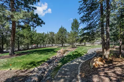 2594 NW Obrien Court, Bend, OR 97703 - Photo 35