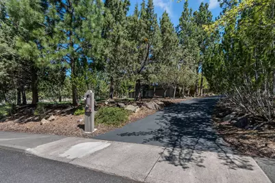 2594 NW Obrien Court, Bend, OR 97703 - Photo 33